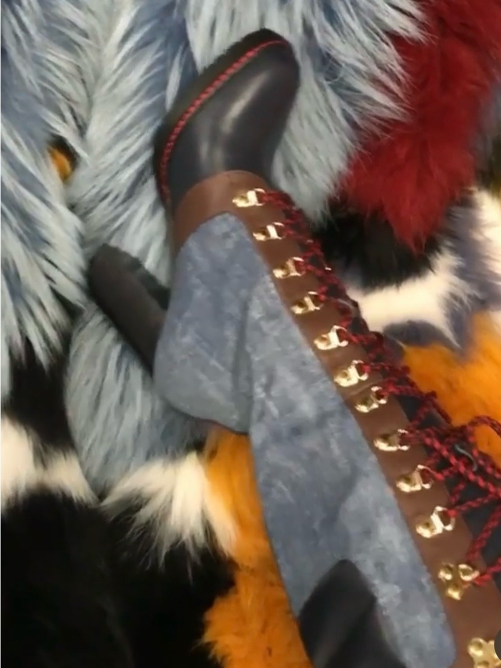 Jennifer Le Limited Edition Denim
Driftwood Boots - Picture 5 of 5